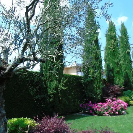 B&B Ai Cipressi *